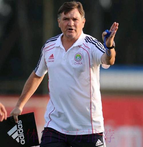 专访足协:与卡马乔终止合作 全面加强国足建设 专访足协:与卡马乔终止合作 全面加强国足建设